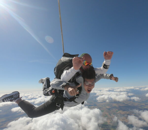 Offrir un saut en tandem